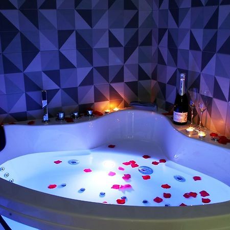 Apartamentos Las trece llaves Jacuzzi bajo petición Mérida Exterior foto