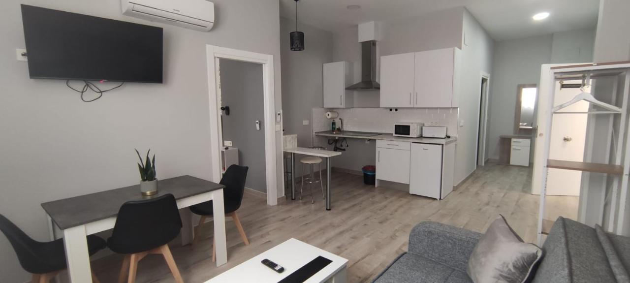 Apartamentos Las trece llaves Jacuzzi bajo petición Mérida Exterior foto